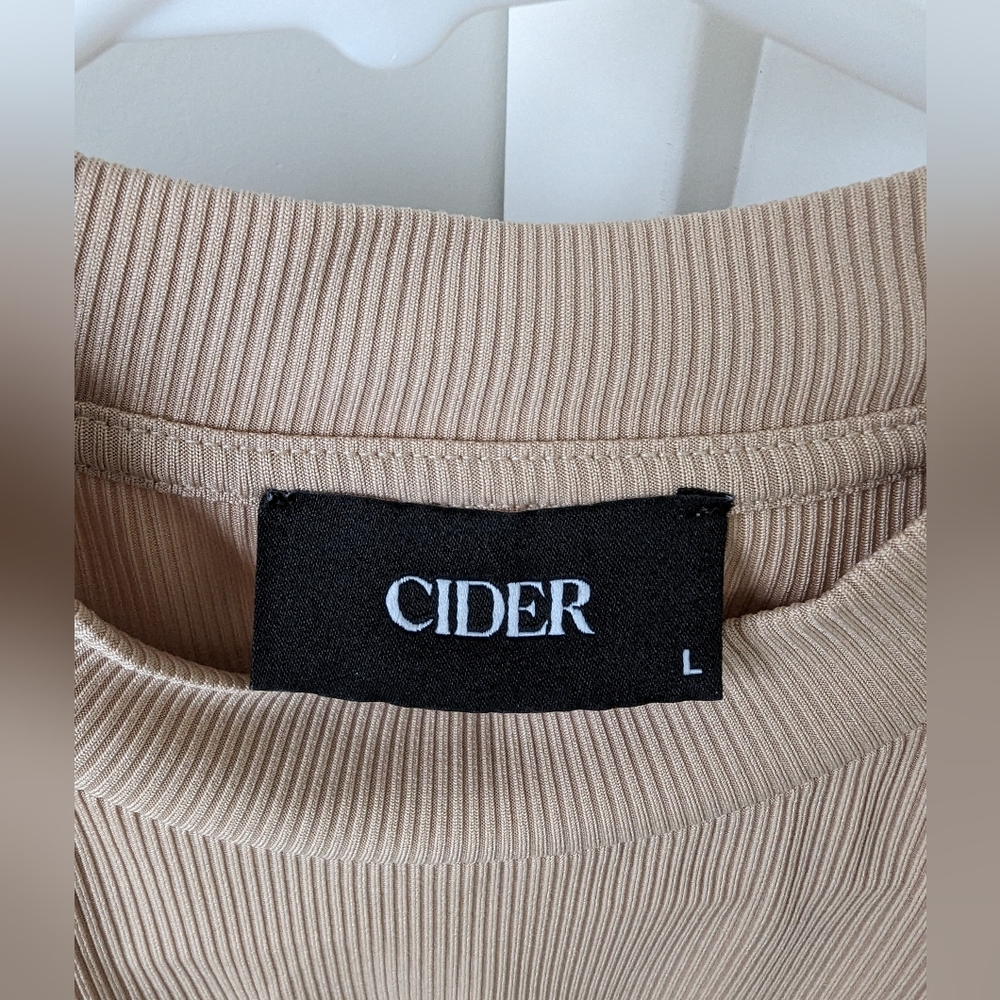 Cider Ruched Tank Top - Picture 6 of 8